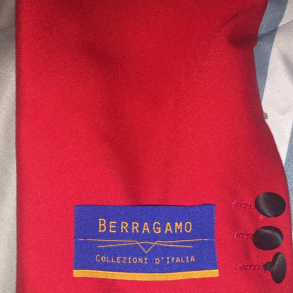 Berragamo Tuxedo - Picture 2 of 2